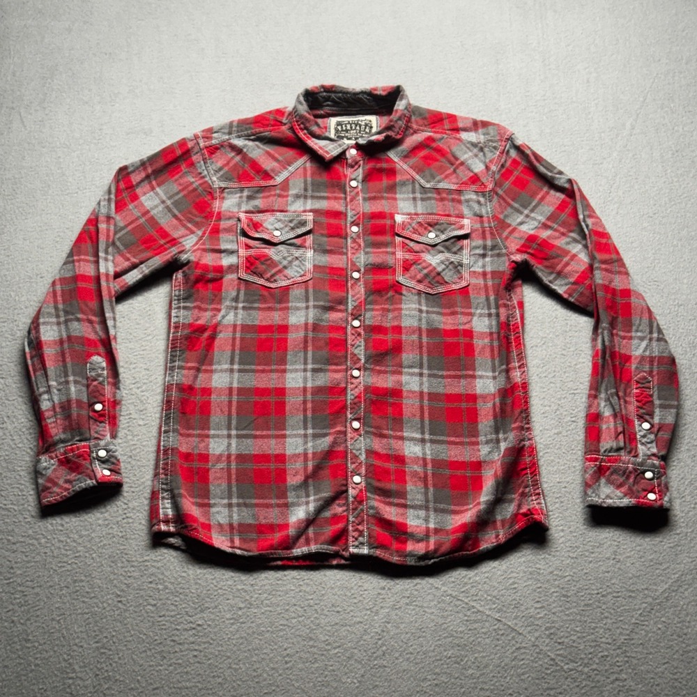 BKE Vintage Mens Large Red Grey Plaid Pearl Snap Flannel Athletic Fit Shirt